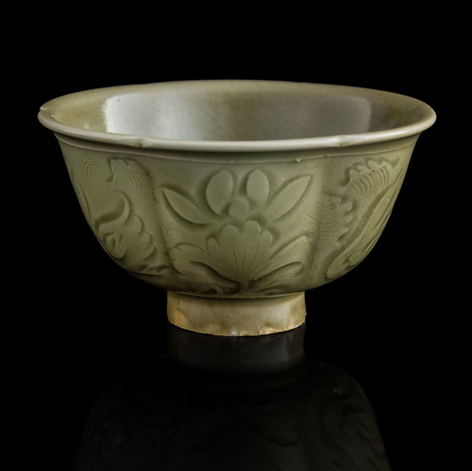 A Chinese Yaozhou ware foliate-rim bowl, Song dynasty (1 of 9)