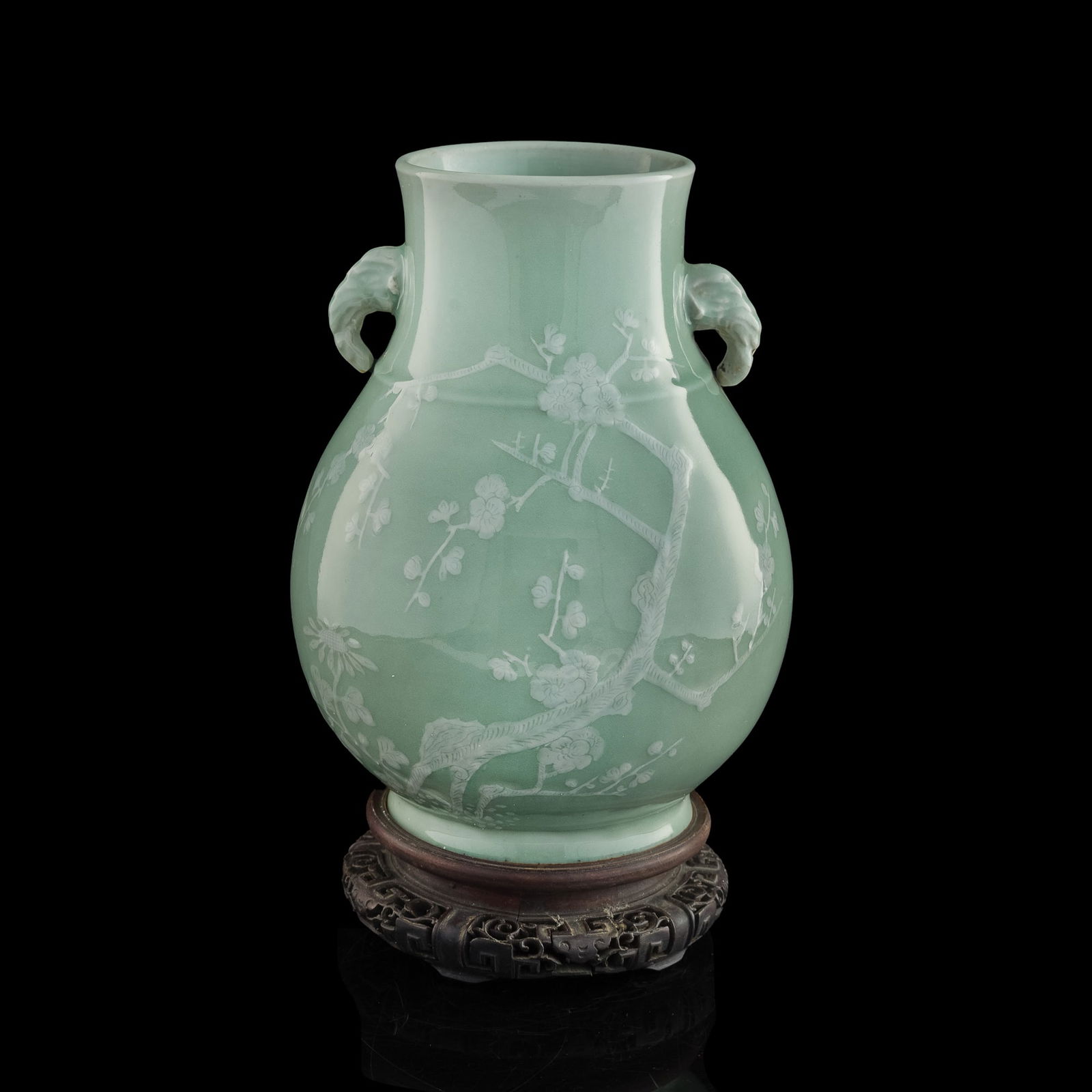 A Chinese celadon zun with elephant-form handles, early 19th century (1 of 10)