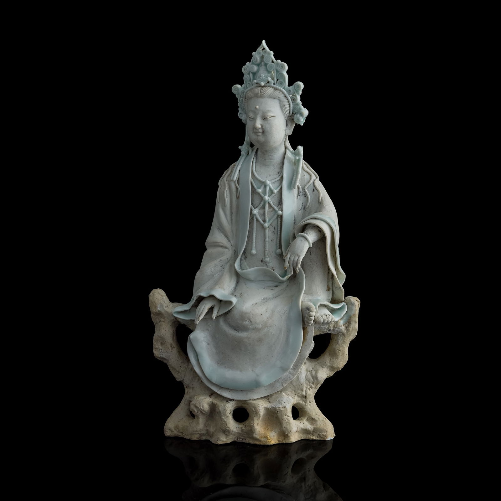 A Chinese Qingbai figure of Guanyin, Song dynasty (1 of 9)