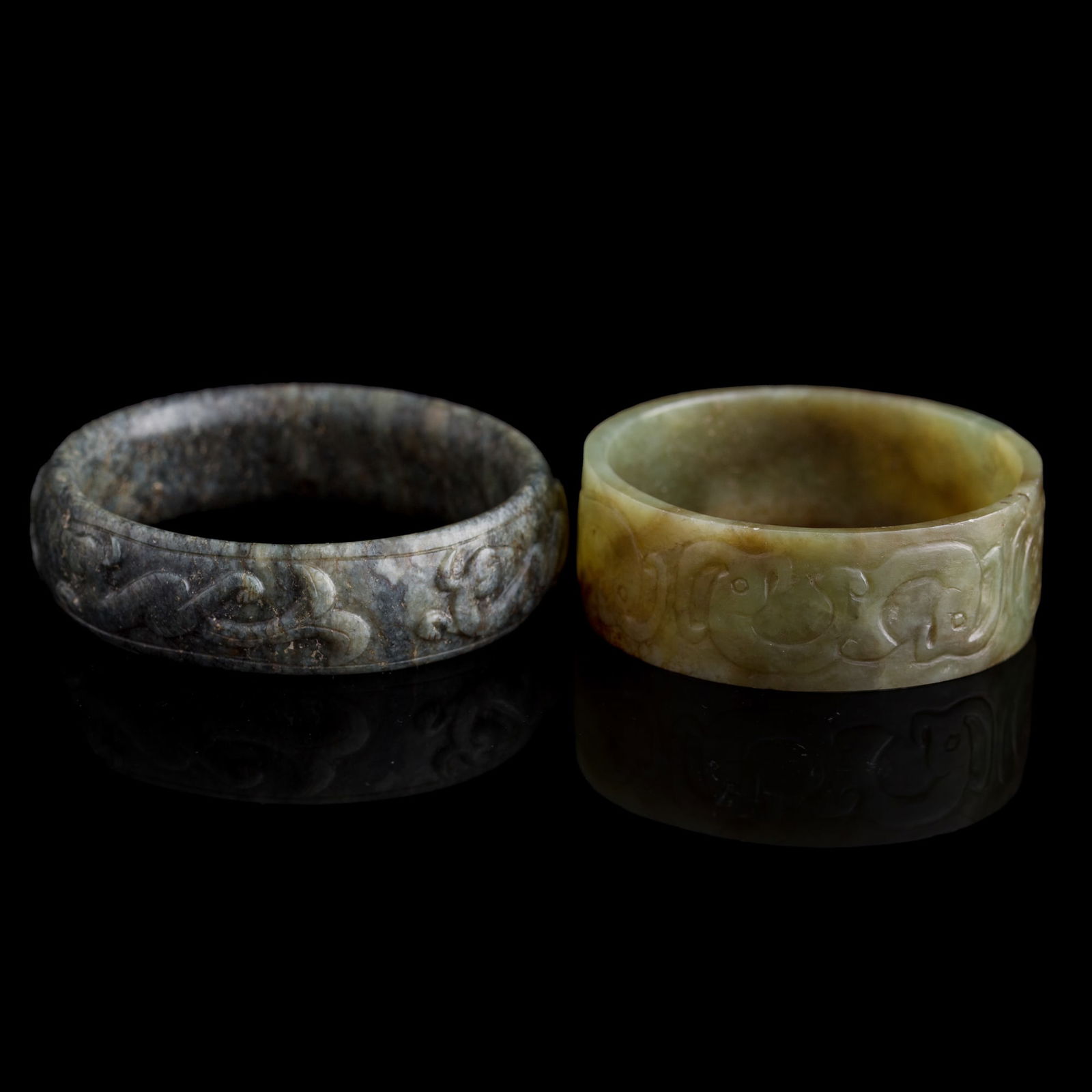 Two Chinese jade bangles, Ming dynasty or earlier (1 of 9)