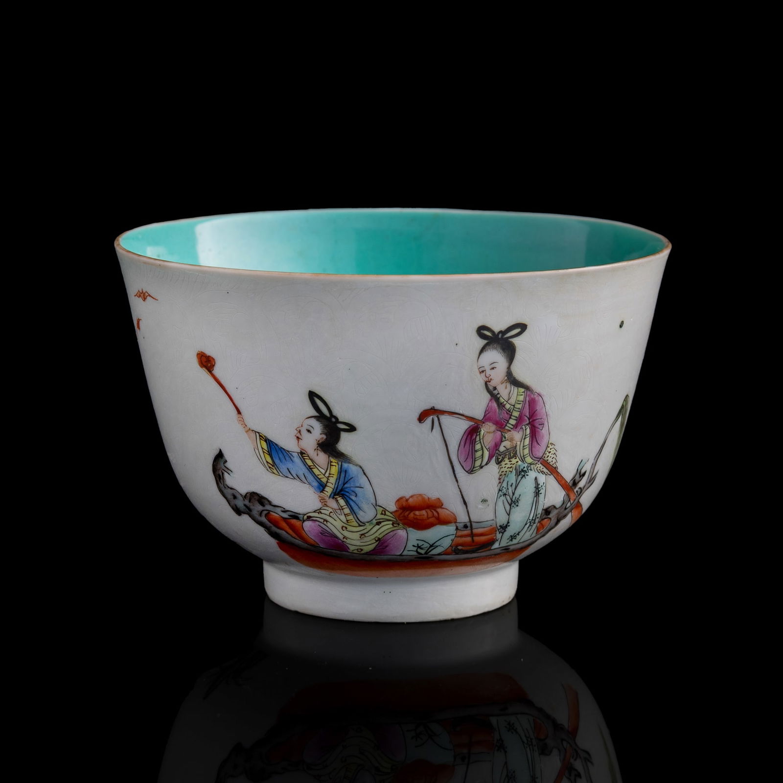A Chinese famille rose 'figural' bowl, Republic period (1 of 8)