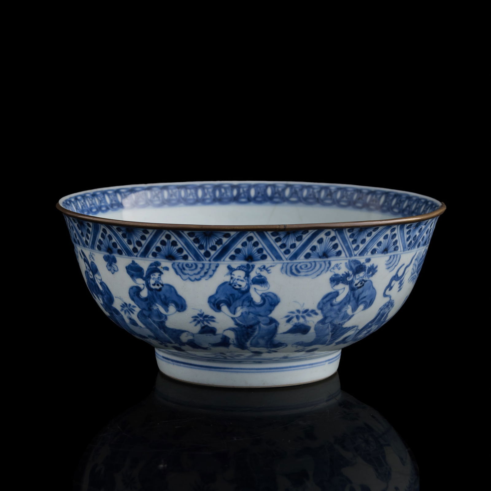 A Chinese blue and white 'figural' bowl, 18th century (1 of 9)