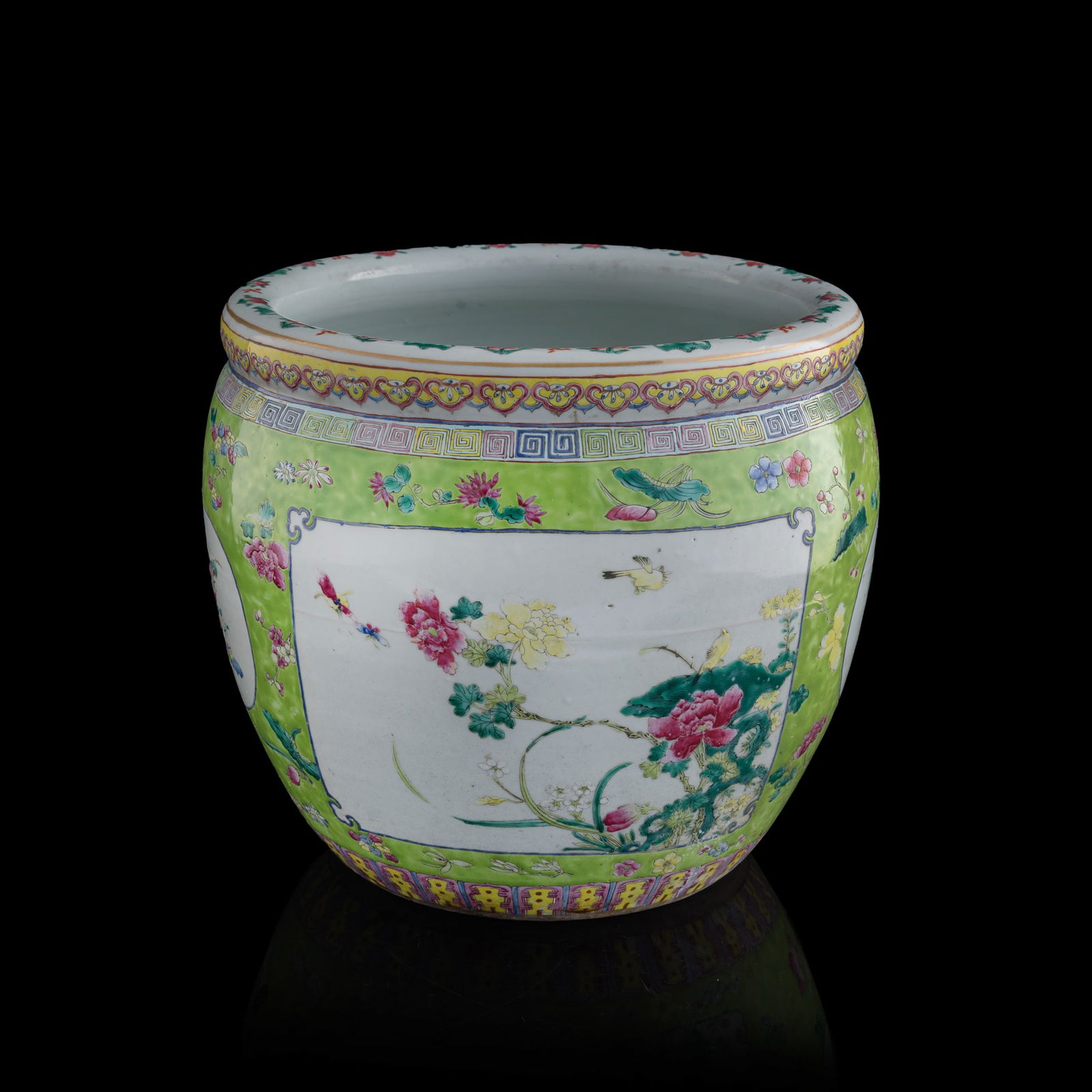 A Chinese green-ground famille rose 'flower and bird' jar, 19th century (1 of 7)