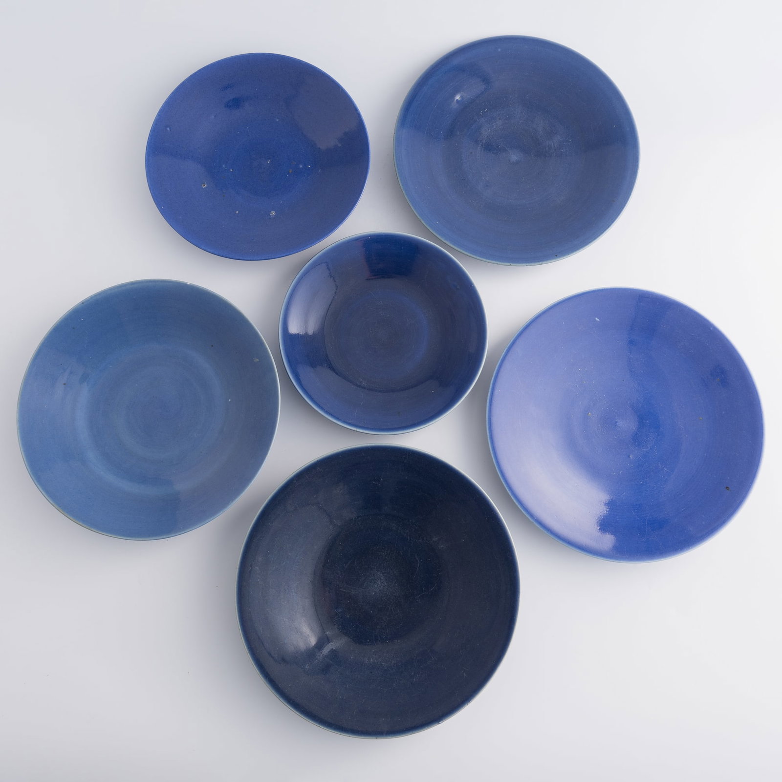 Six Chinese blue-glazed plates, early 19th century (1 of 6)