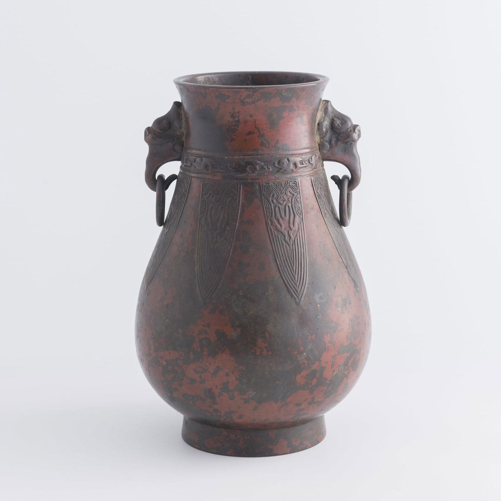 A Chinese bronze zun vase with beast handles, 18th century (1 of 9)