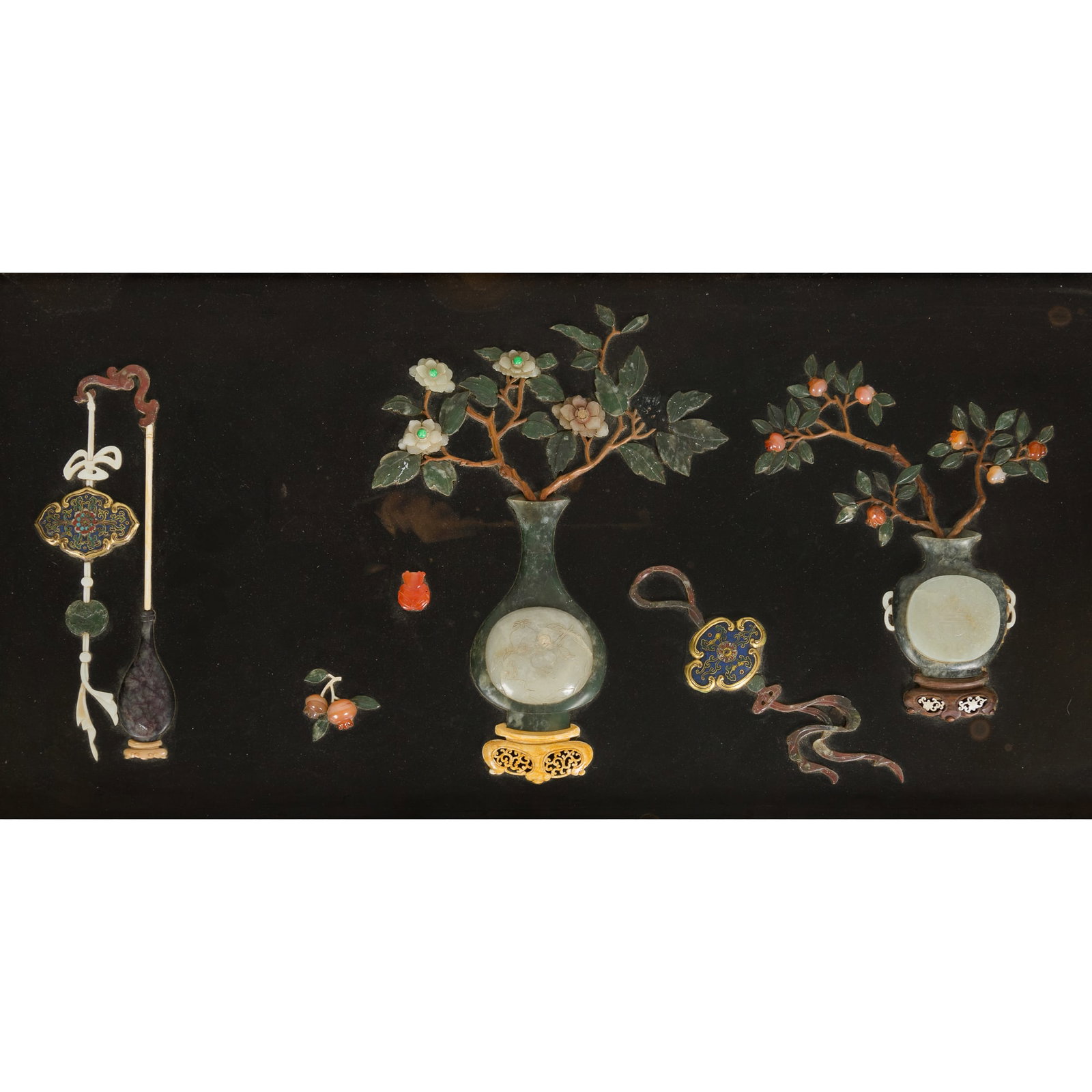 A Chinese lacquered screen with inlaid stones, Republic period or earlier (1 of 11)