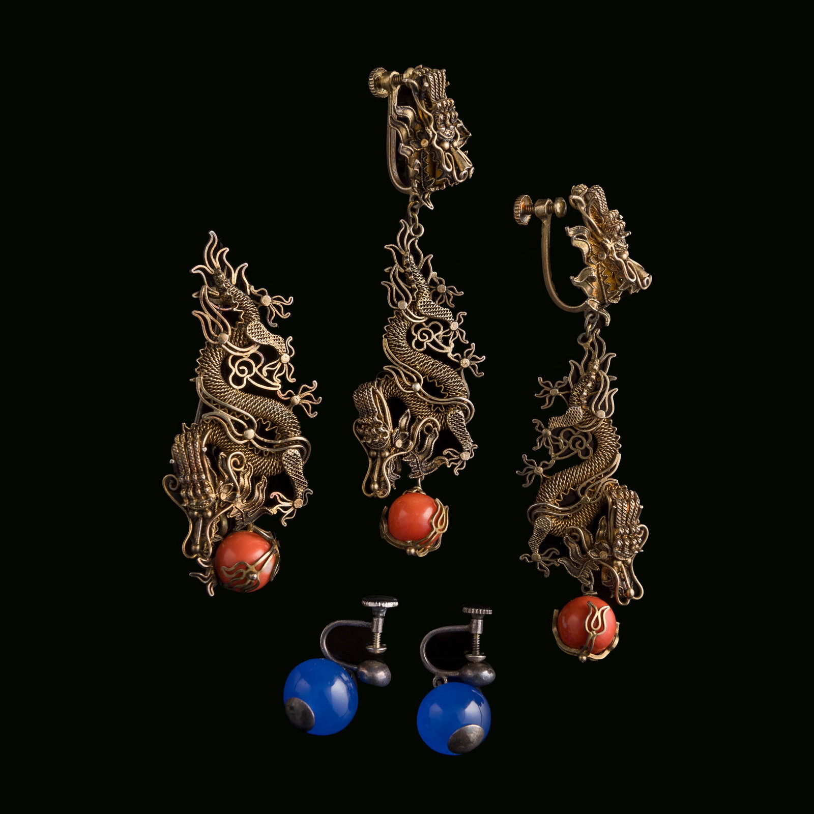Five Chinese silver accessories, Qing dynasty/Republic period (1 of 6)