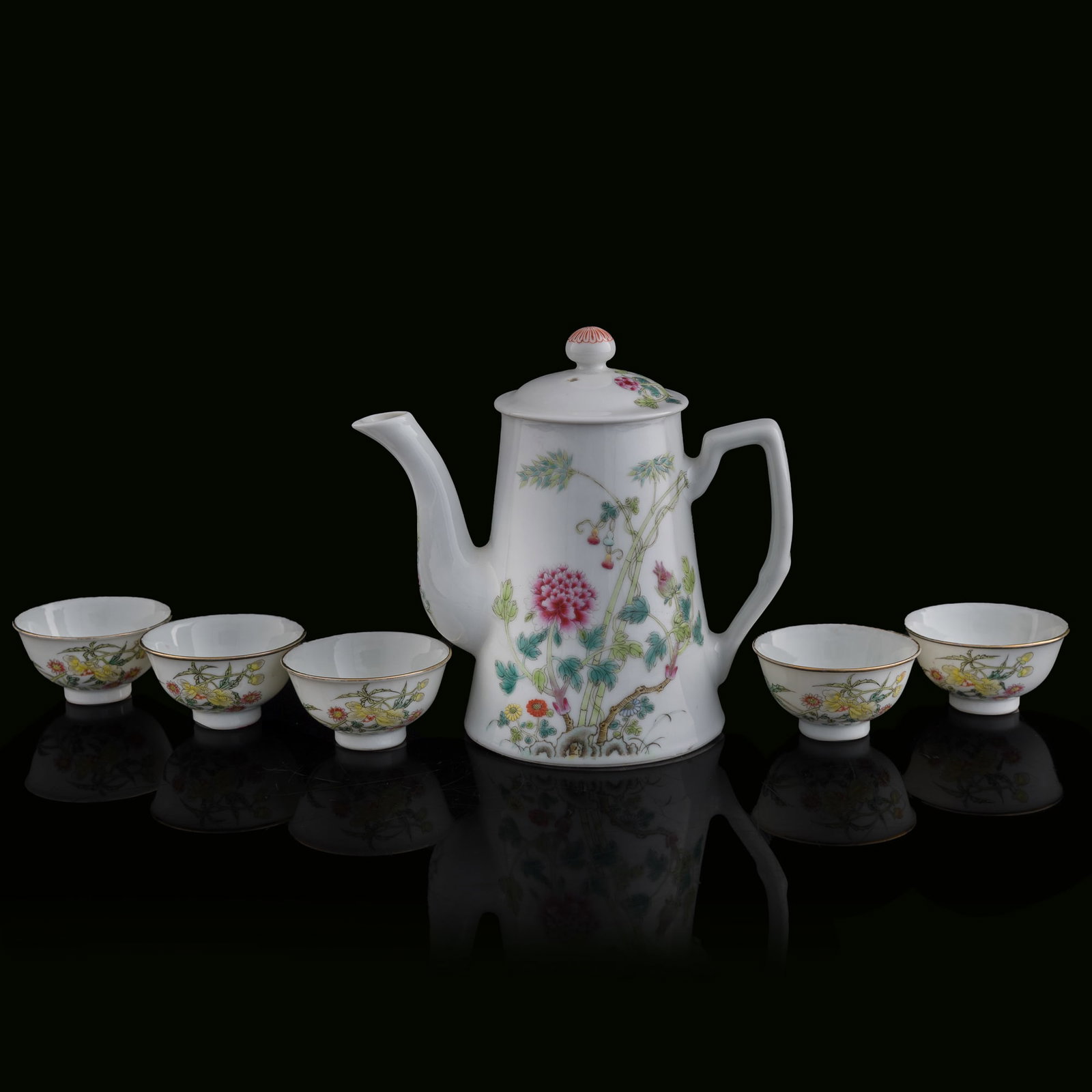 A Chinese famille rose teapot and five tea cups, Republic period (1 of 12)