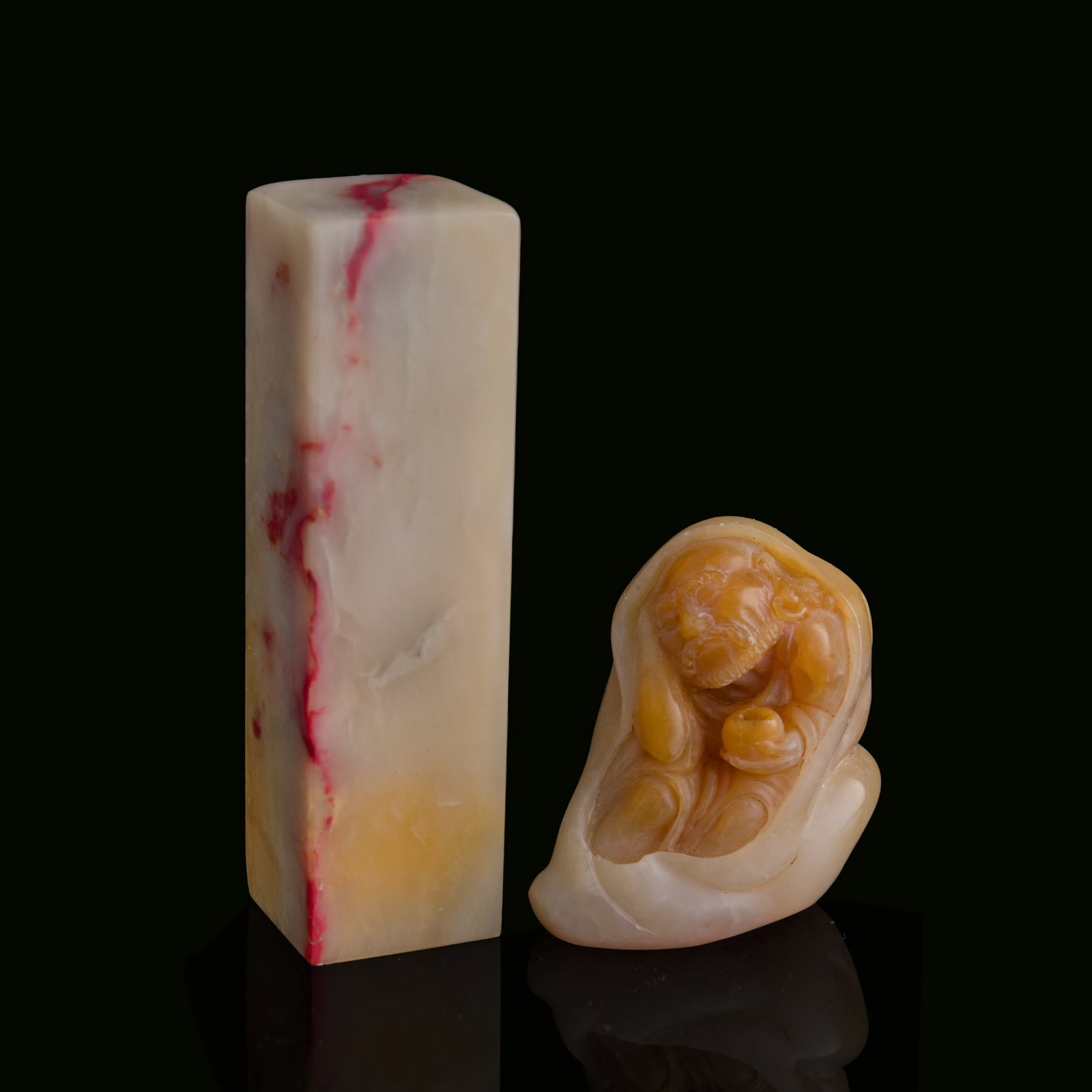 Two Chinese soapstone seals (1 of 12)