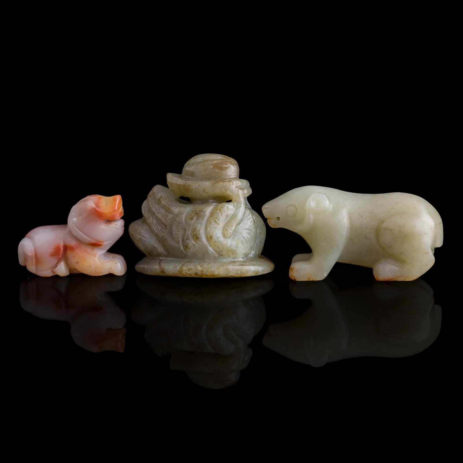 Two Chinese jade pendants and an agate pendant, Ming/Qing dynasty: Two Chinese jade pendants and an agate pendant Ming/Qing dynasty H: 1 1/2, W: 1 3/4, D: 1 in. (H: 3.8, W: 4.4, D: 2.5 cm. (tallest)) Private collection, Florida.