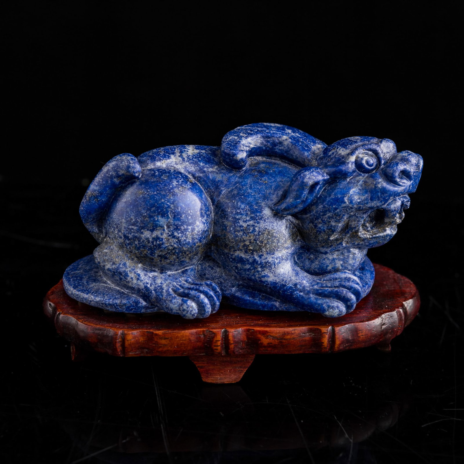 Five assorted hardstone carvings - 10