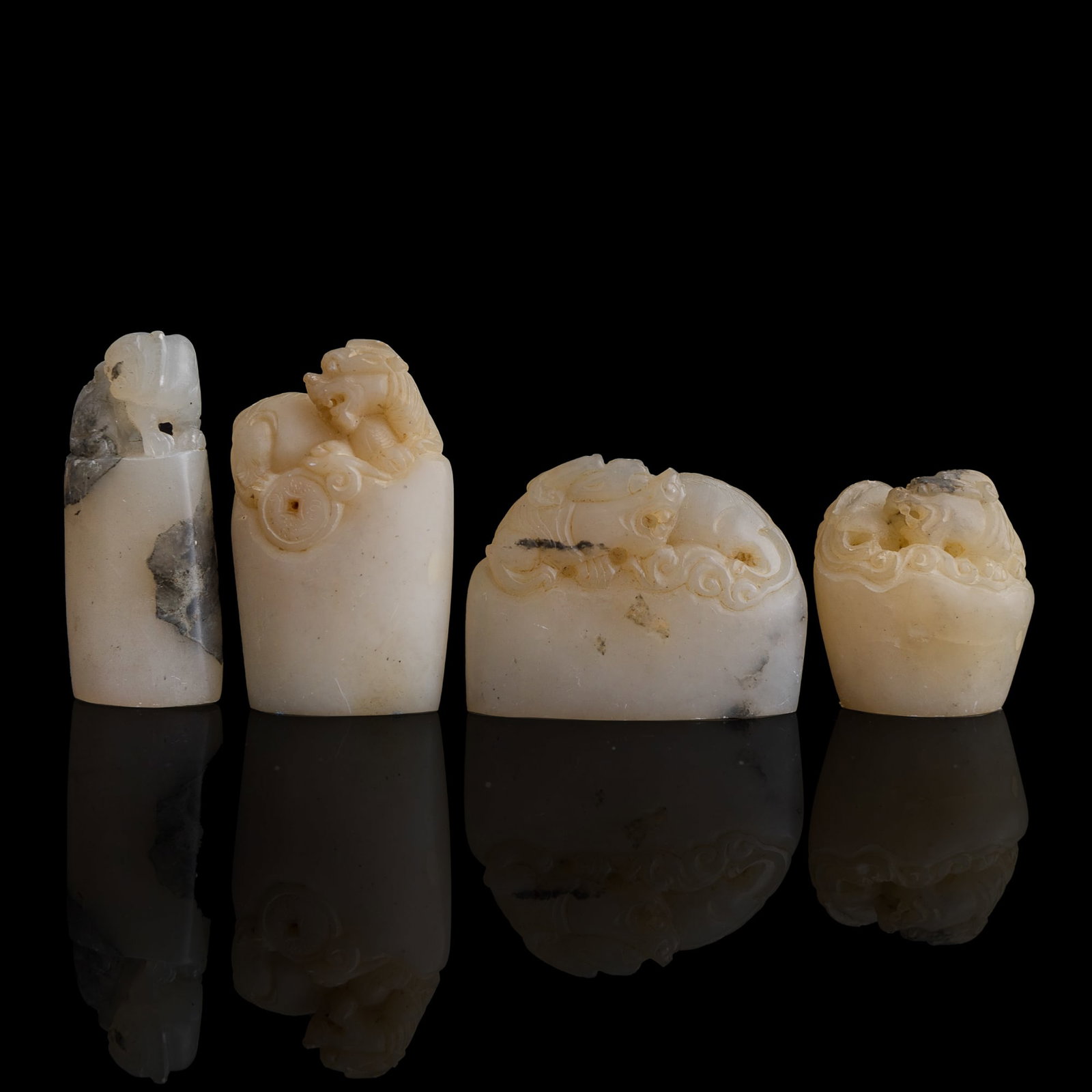 Four Chinese Shoushan stone seals (1 of 10)