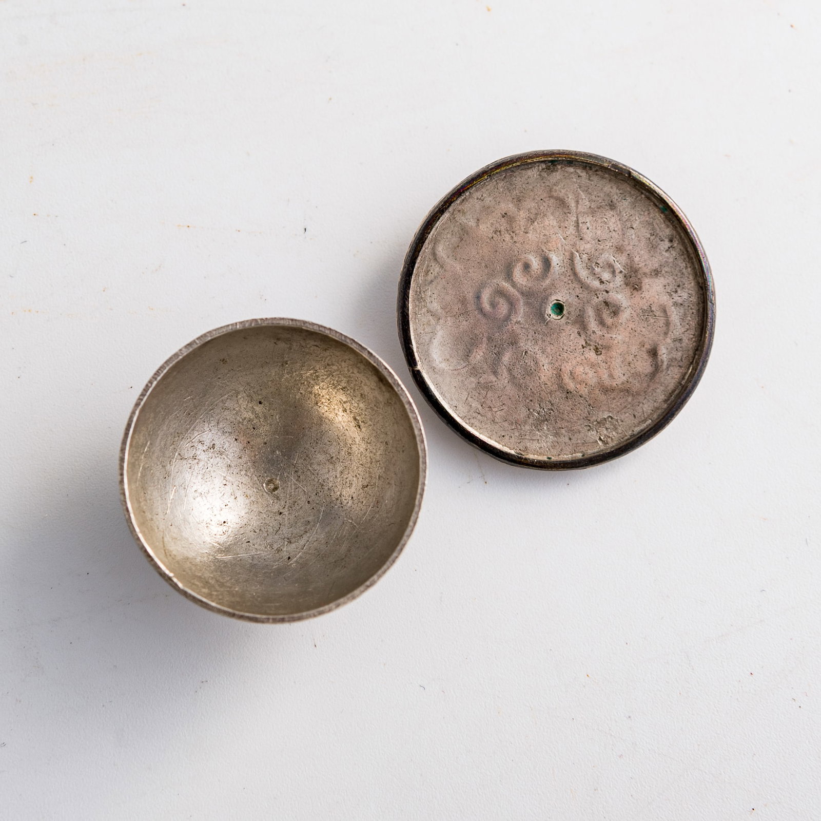 Five assorted Chinese silver objects, 19th century - 9