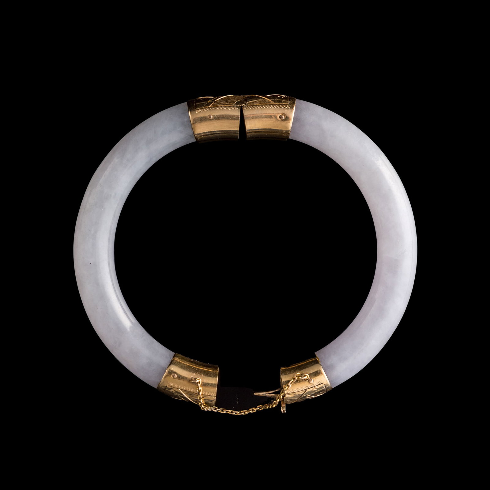 Three Chinese bangles, possibly jadeite - 4