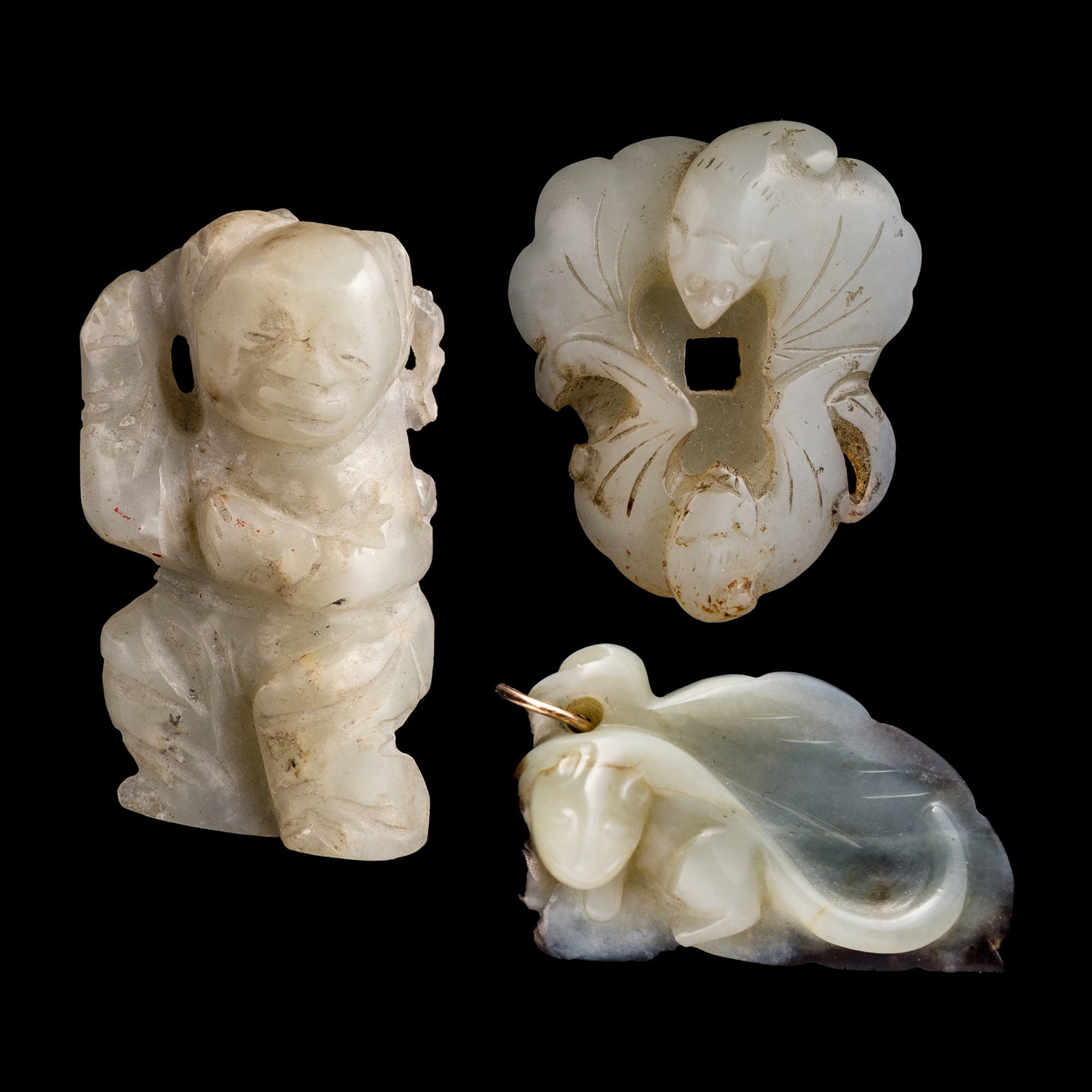 Three Chinese jade pendants, 18th/19th century (1 of 6)
