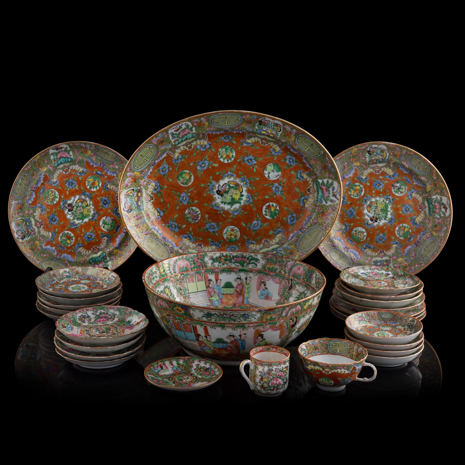 A group of Chinese export Canton famille rose dinner and tea wares, 19th century (1 of 19)