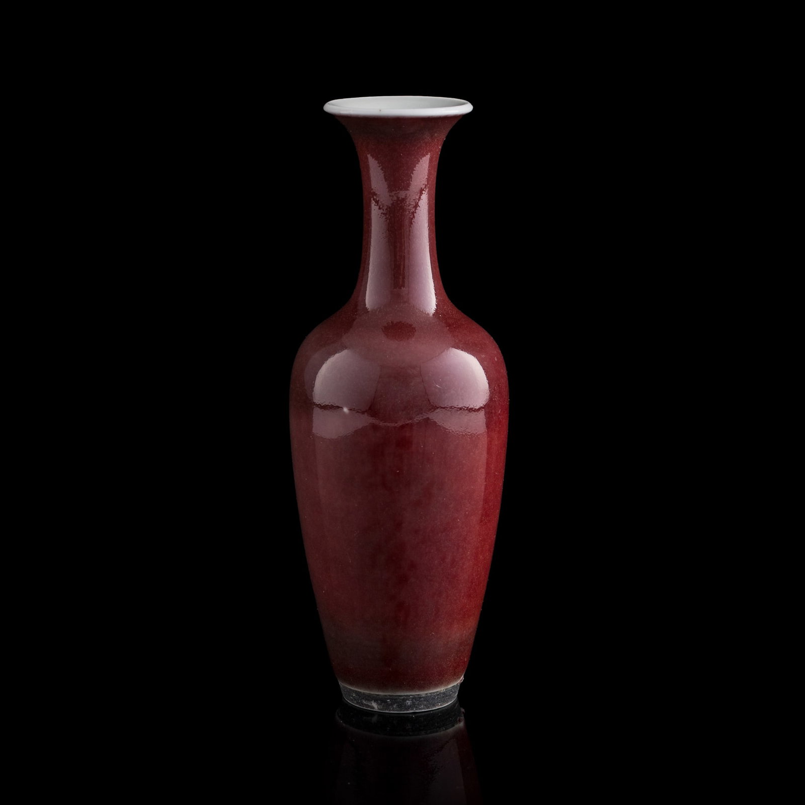 A Chinese peachbloom liuyeping vase, Qing dynasty (1 of 8)