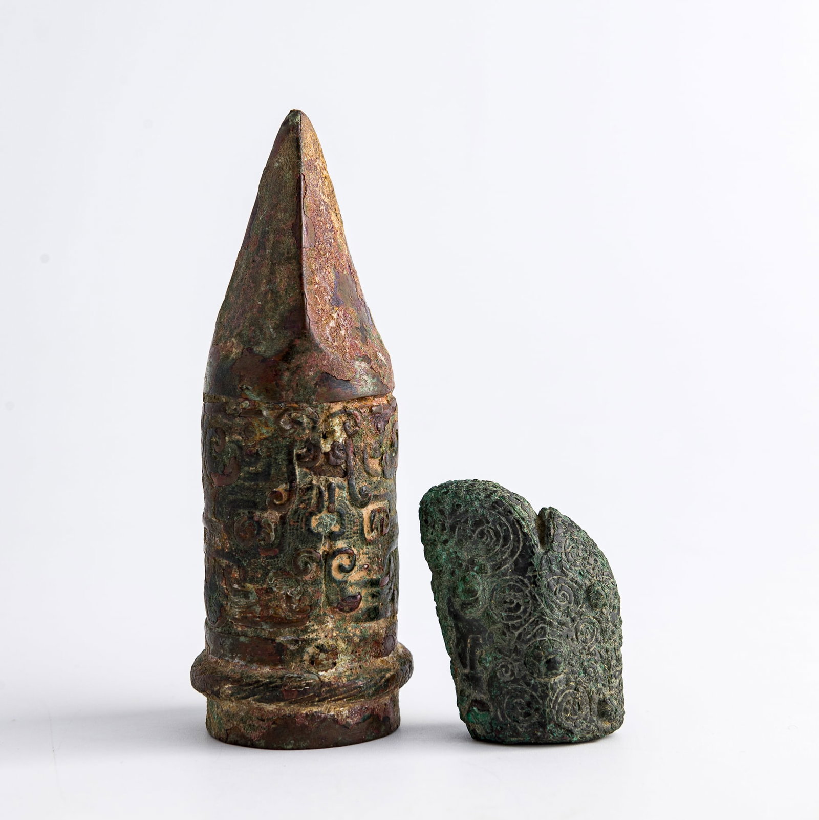 A Chinese bronze ge and a spear haft fitting, Spring and Autumn/Warring States period (1 of 9)