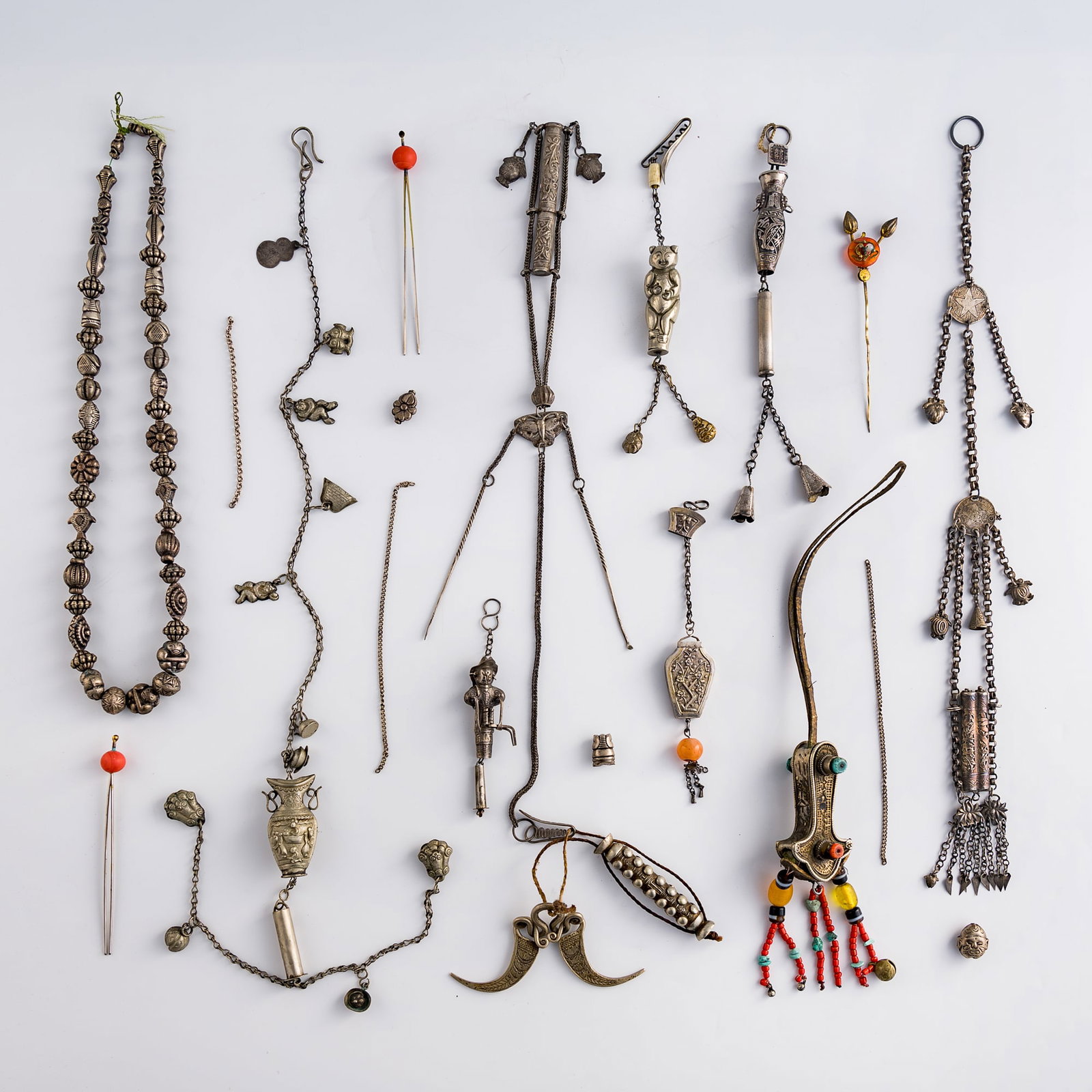 A collection of silver accessories, Qing dynasty to Republic period (1 of 14)