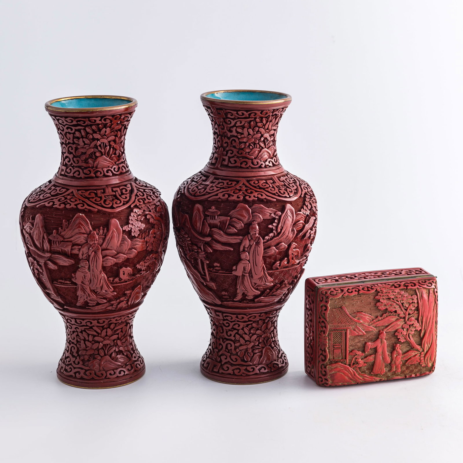 A pair of Chinese cinnabar vases and a box, Republic period (1 of 14)