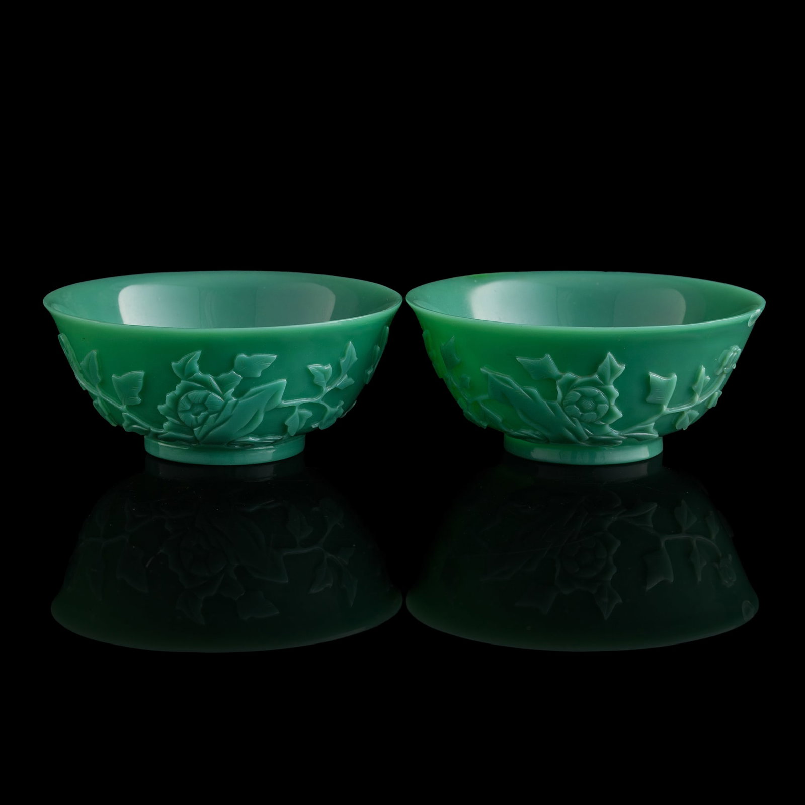 A pair of Chinese glass 'floral' bowls, Republic period (1 of 8)