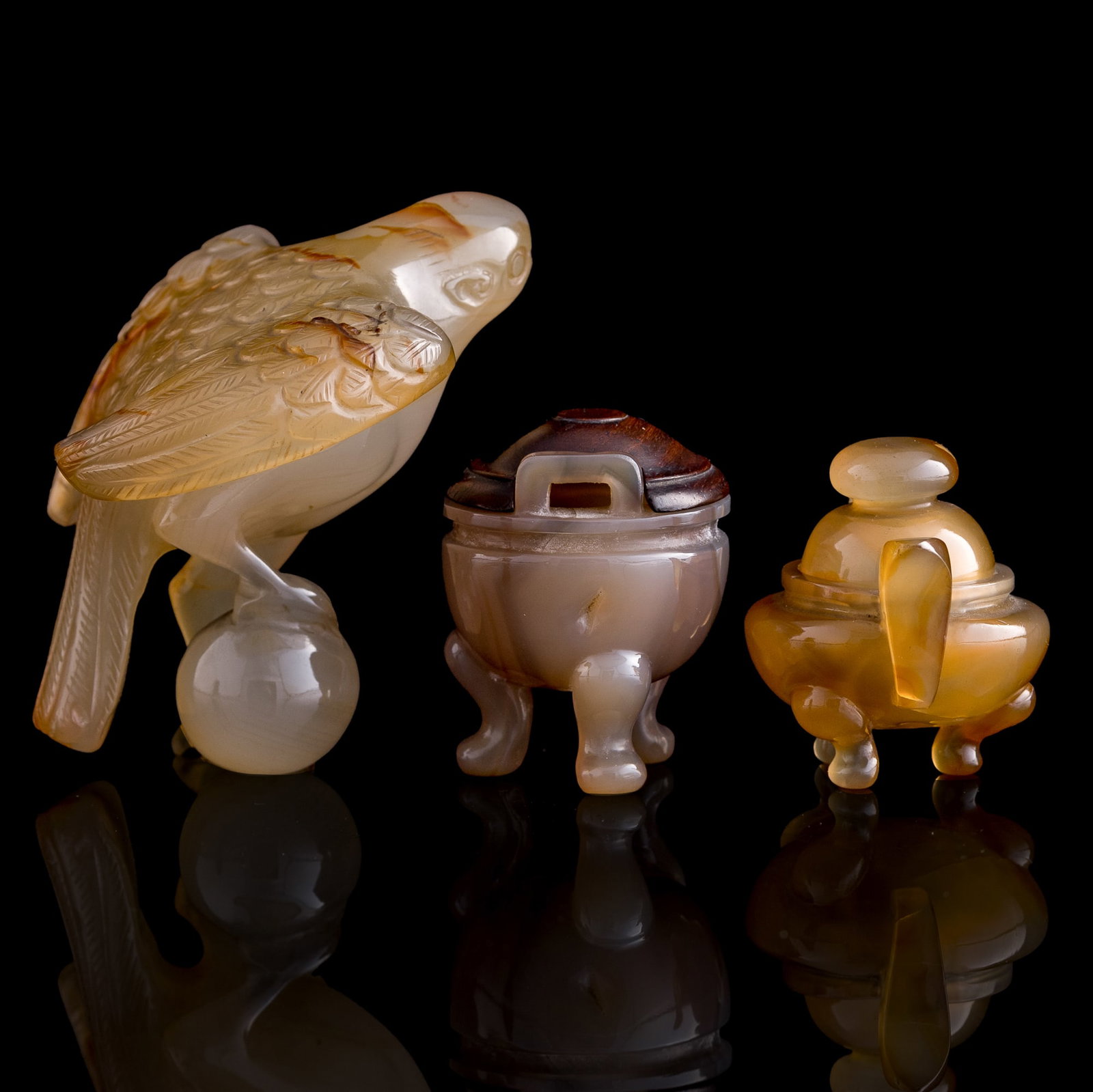 Three assorted Chinese agate objects, 18th/19th century - 4