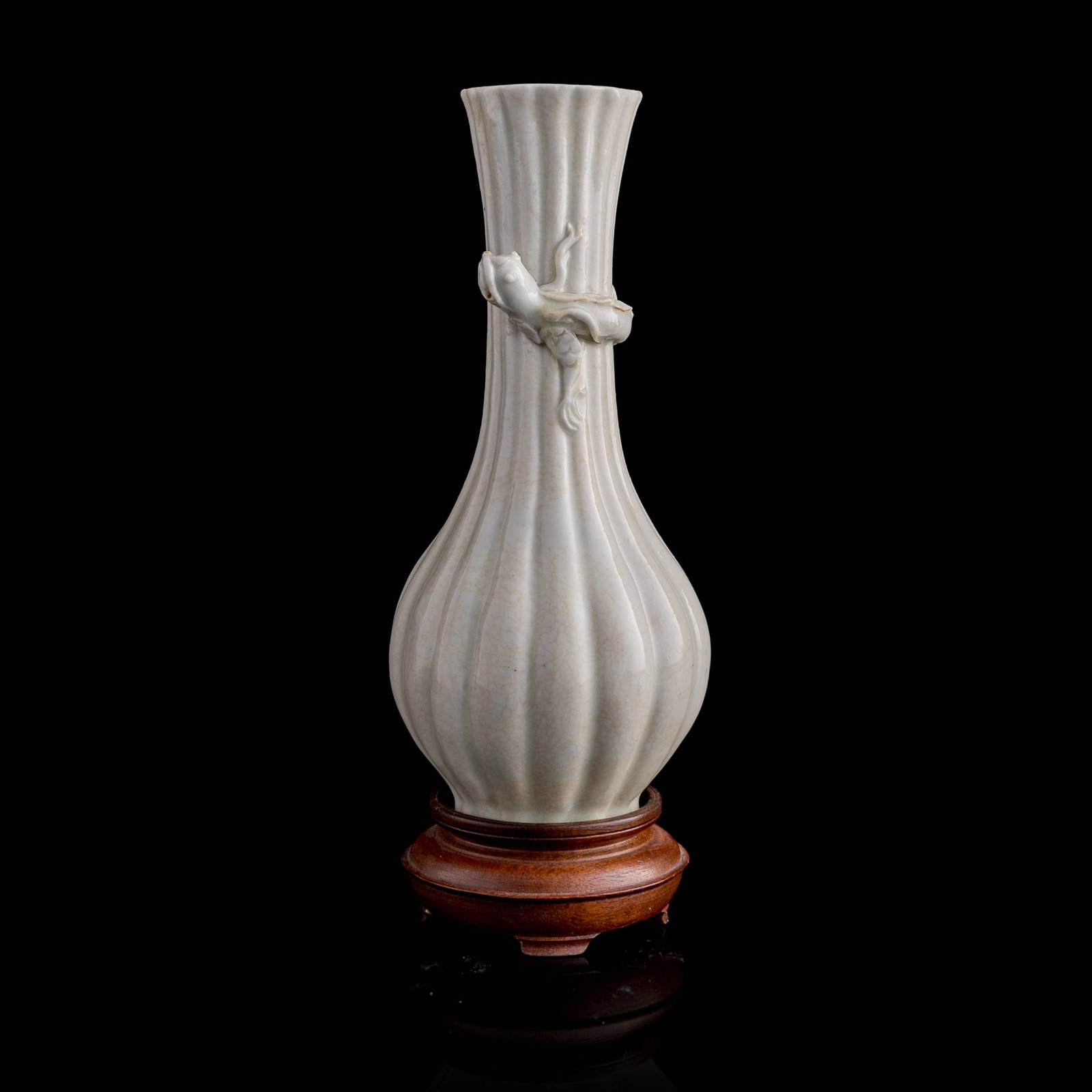 A Chinese Dehua lobed 'chilong' vase, 18th century (1 of 10)
