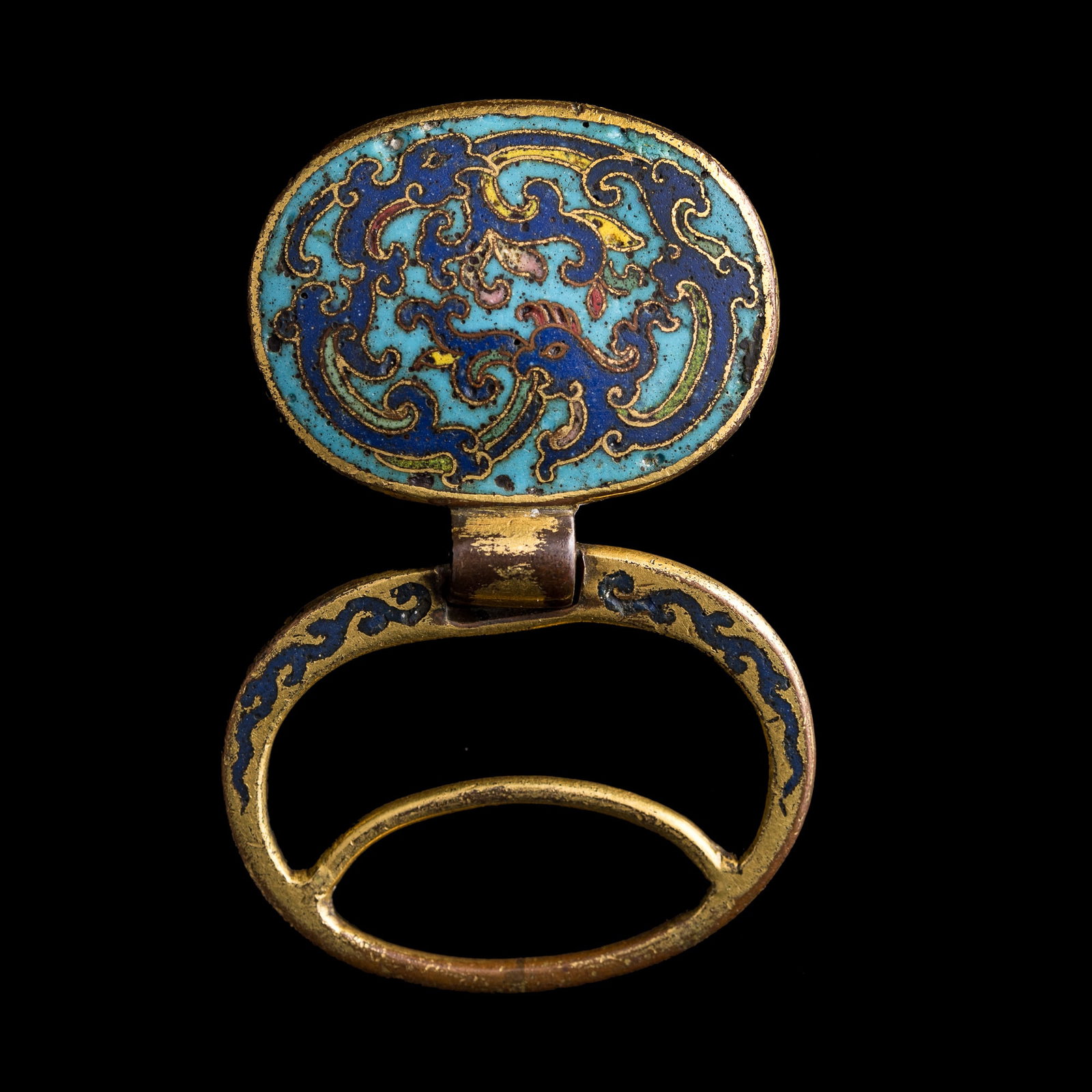 A Chinese cloisonne pendant, 18th century (1 of 8)