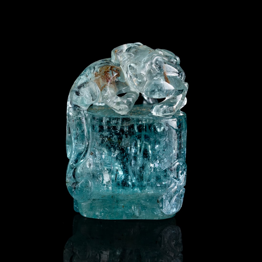 A Chinese aquamarine seal, Qing dynasty: A Chinese aquamarine seal Qing dynasty H: 1 1/4, W: 1, D: 7/8 in. (H: 3.2, W: 2.5, D: 2.2 cm.) From Mr. Wong of Calgary, Canada. Acquired in Hong Kong prior to the 1980s.