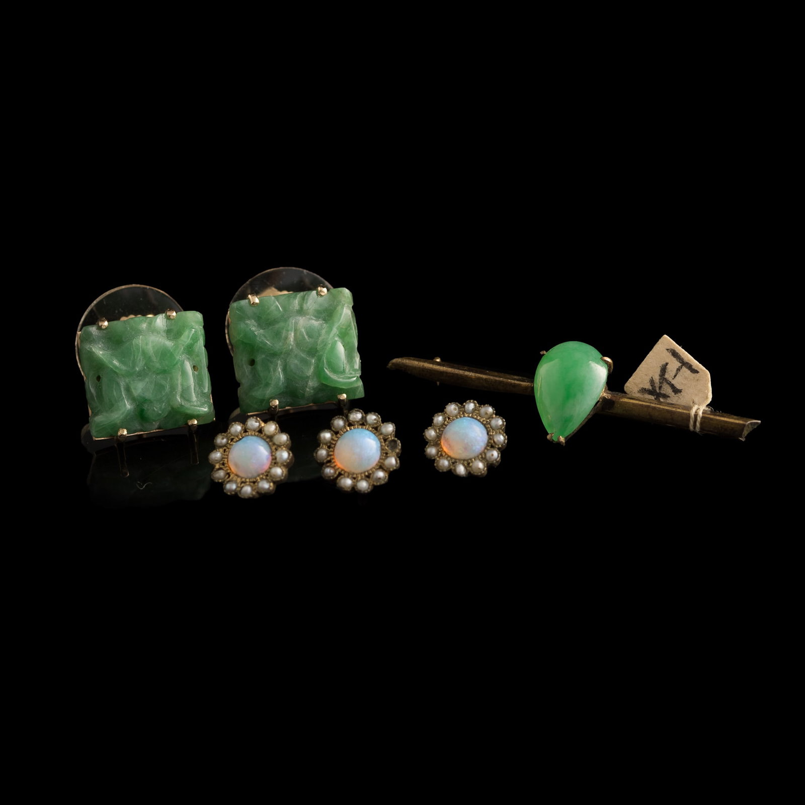 Six Chinese jadeite and opal earrings and brooches, Qing/Republic period (1 of 10)
