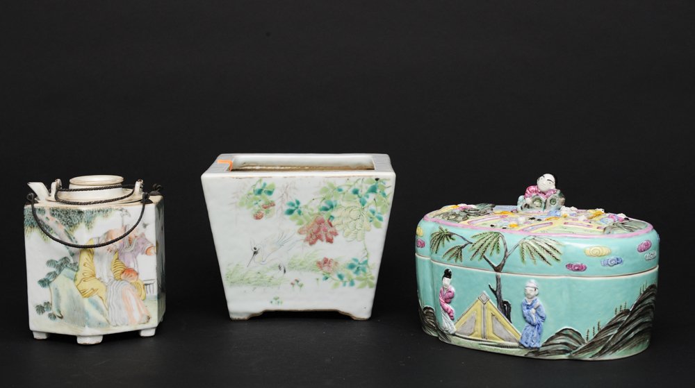 3 Porcelain Items, Late 19th to Early 20th Cent: Three Chinese Porcelain Items, Late 19th to Early 20th Century. This group of three porcelain items includes a famille rose wine pot, a square shaped famille rose planter, and a lobed covered box. The