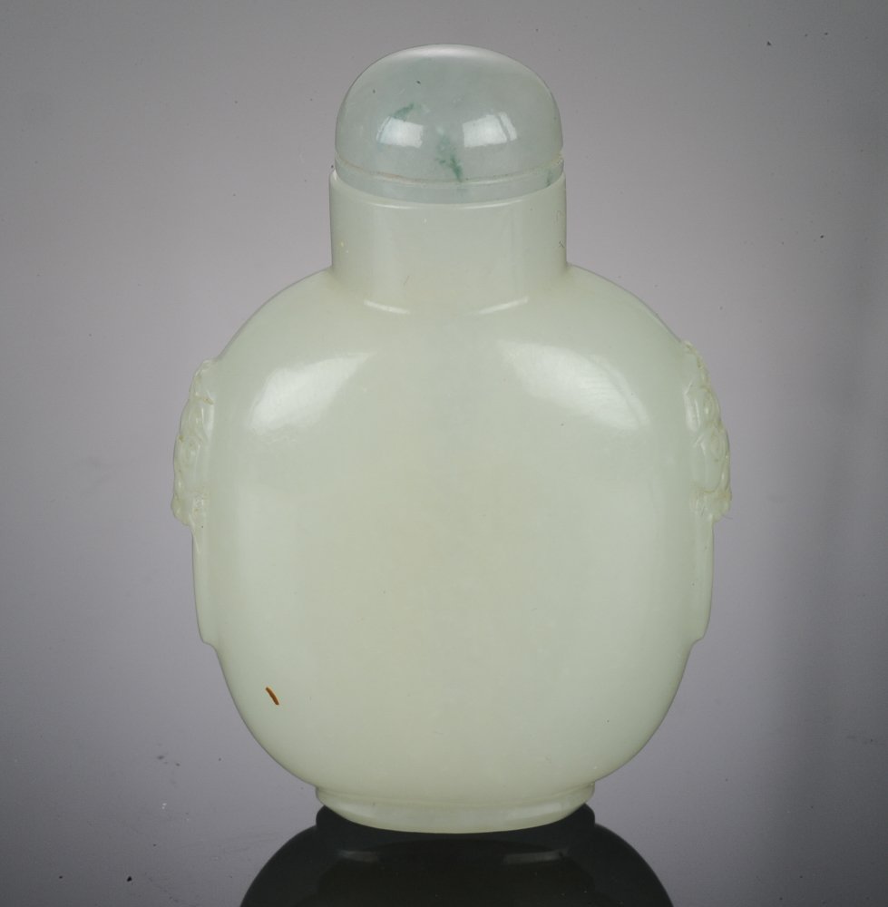 White Jade Snuff Bottle, 19th Century (1 of 10)
