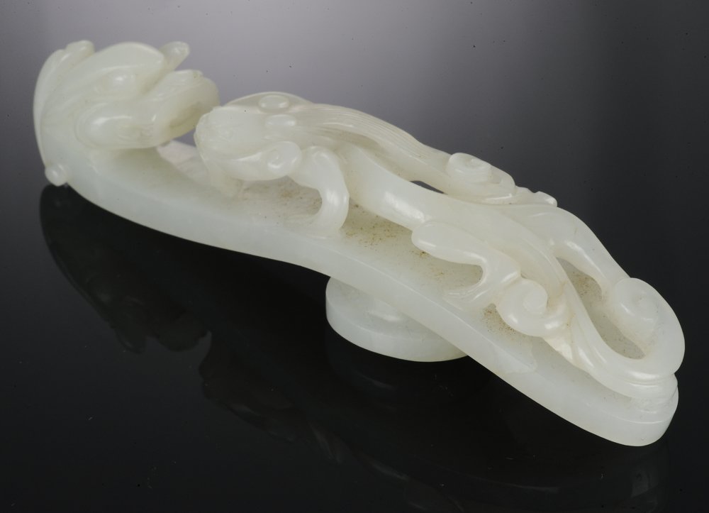 Large White Jade Dragon Belt Hook (1 of 10)