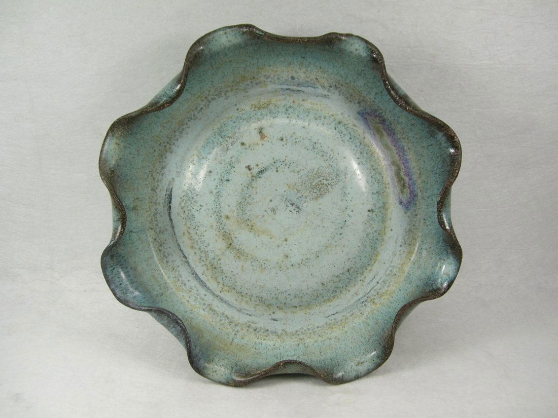 Large Junyao Bowl with Floriated Rim Song or Yuan (1 of 10)