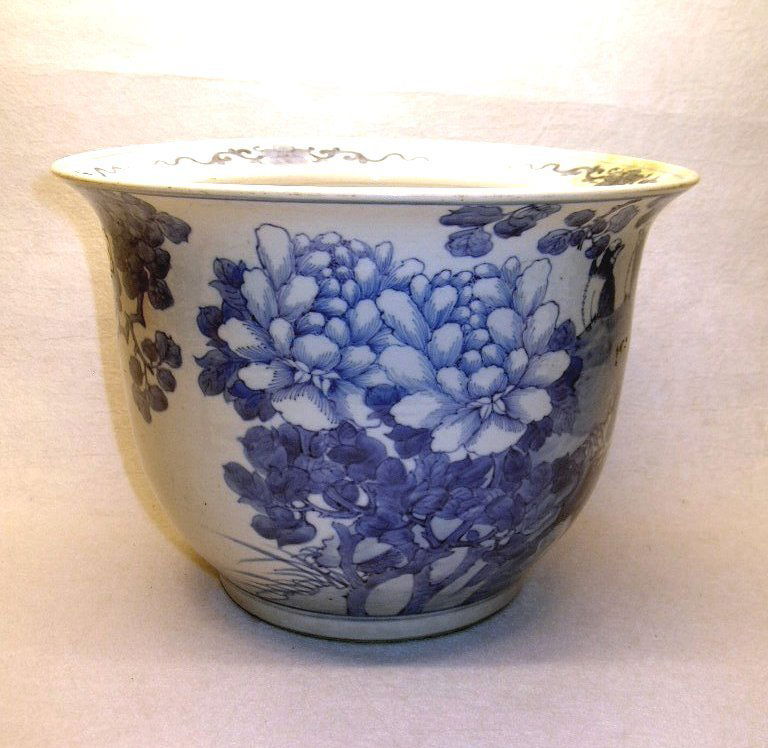 Antique Blue and White Planter (1 of 9)
