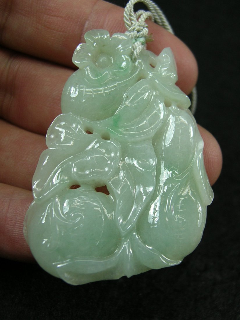 Old Chinese Jadeite Pendant (1 of 8)