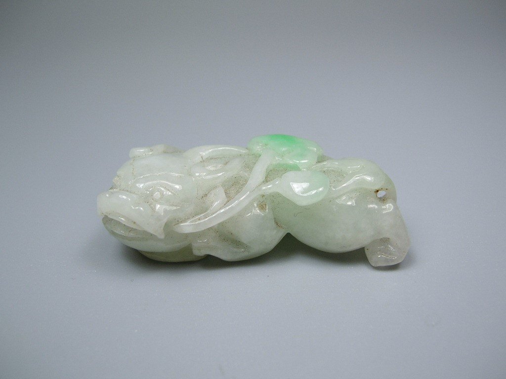 Chinese Carved Jadeite Bixie (1 of 9)