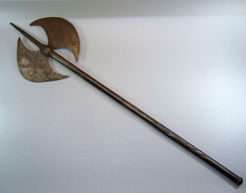 Good Indo-Persian Qajar Double Head War Axe (1 of 10)
