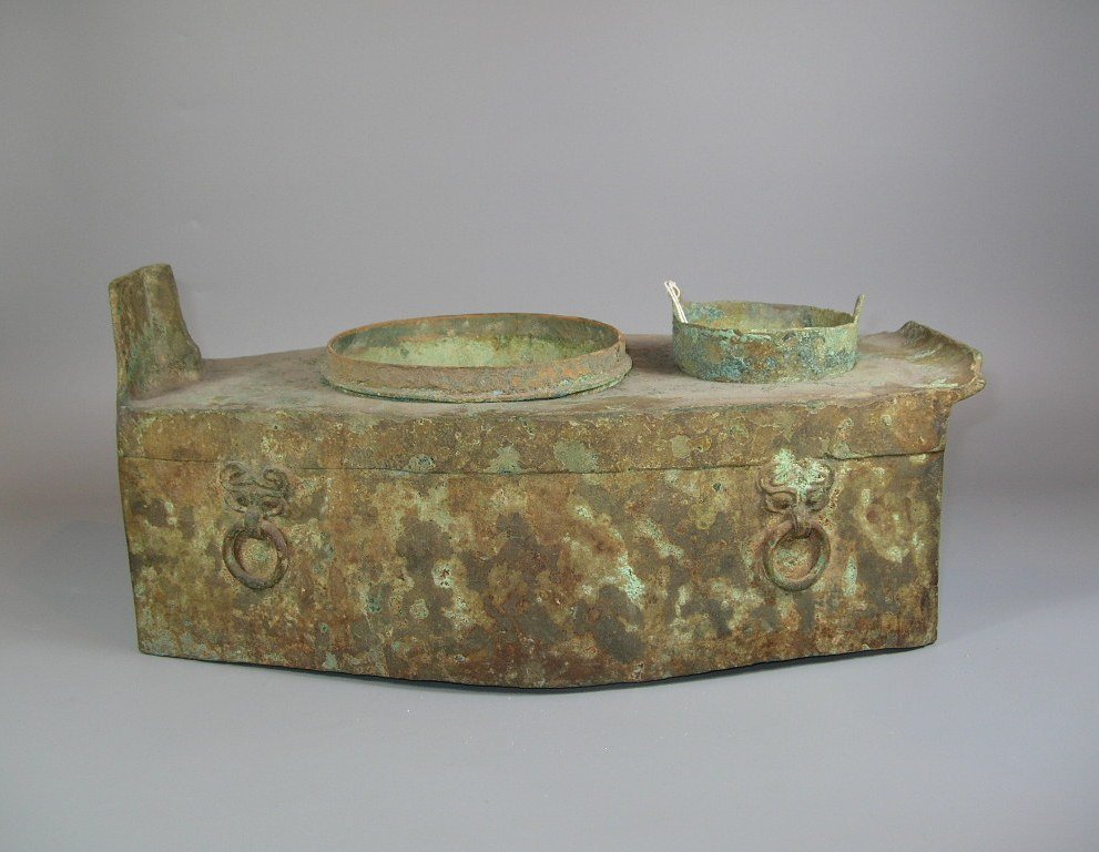 Unusual Han Dynasty Portable Bronze Oven (1 of 10)