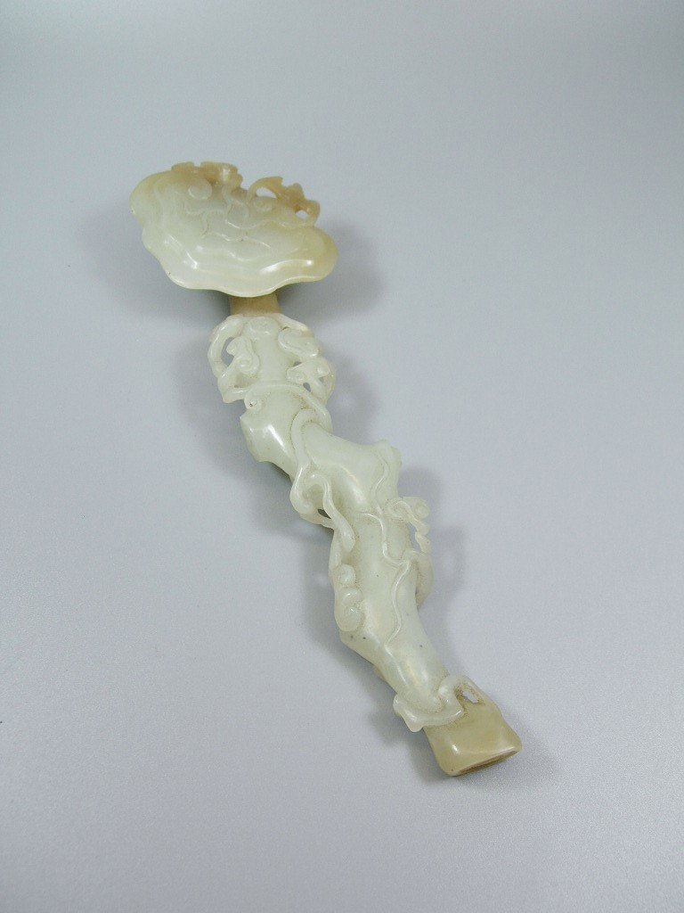 Impressive Chinese Carved Jade Ruyi Scepter (1 of 10)