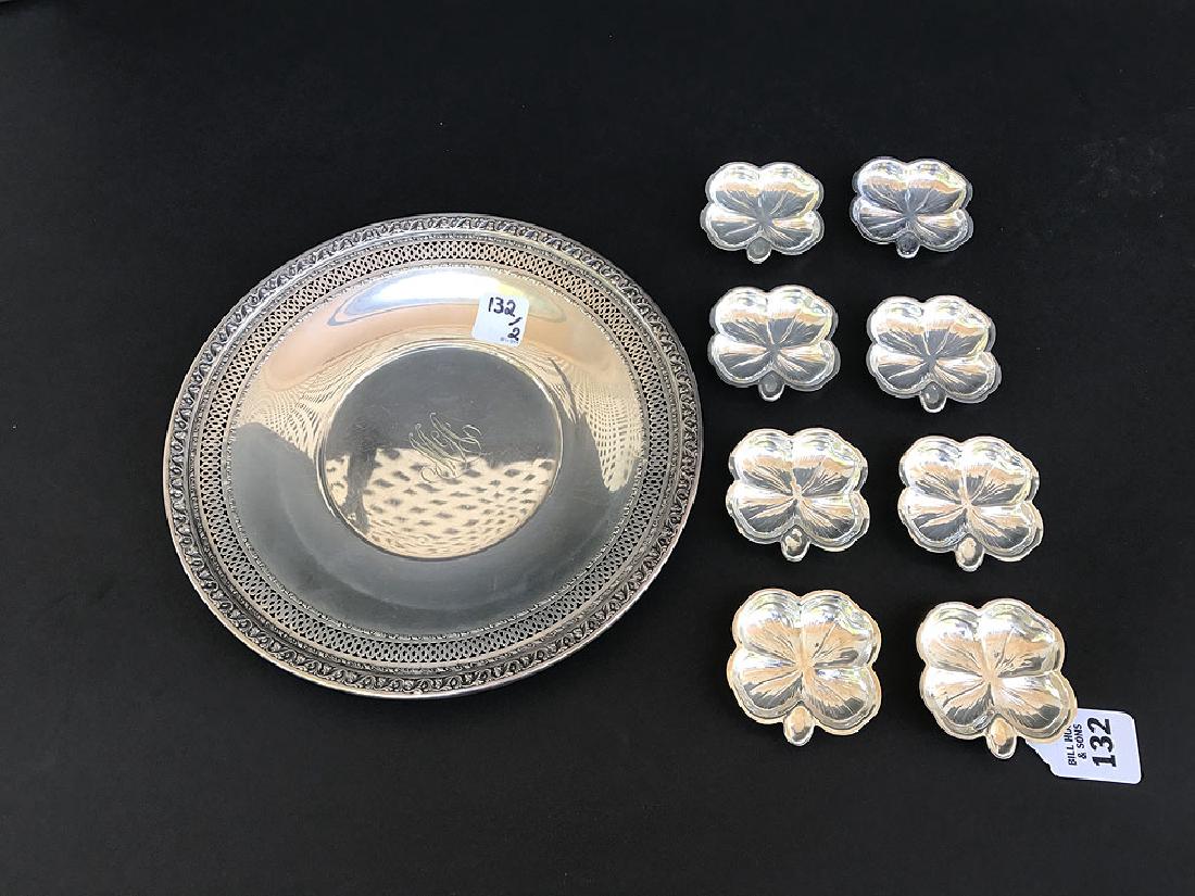 8 Lenox Sterling Butter Pats Dia. 2 3/4" Together with: 8 Lenox Sterling Butter Pats Dia. 2 3/4" Together with a Sterling Plate. Dia. 9 1/2" Total weight 14oz. Troy.