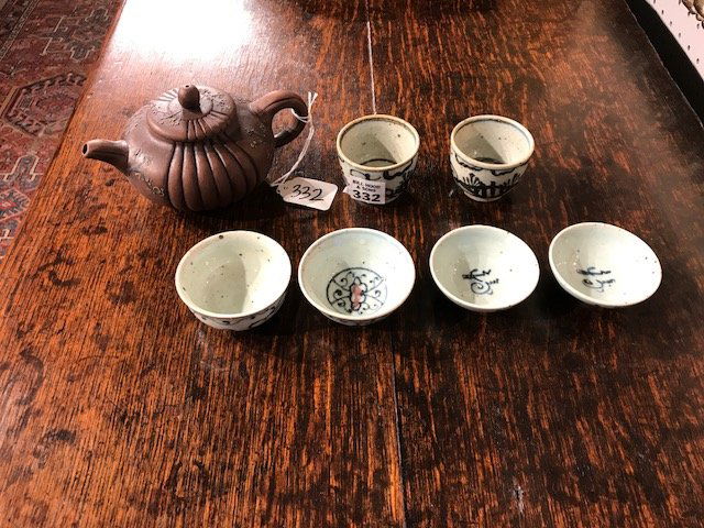6 Chinese porcelain cups & Tea Pot (1 of 5)