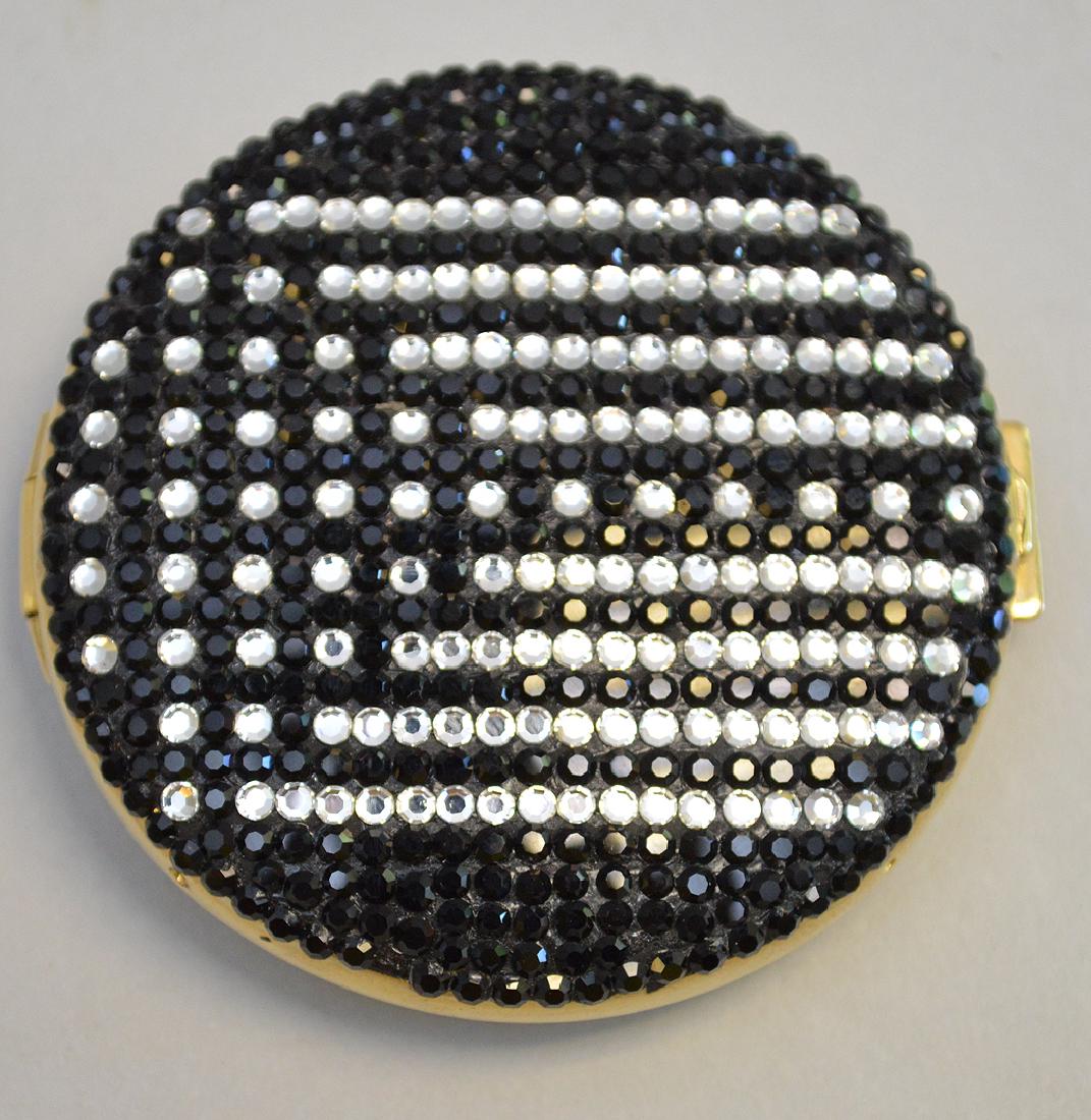 Judith Leiber Compact 2-1/8in. Diameter (1 of 4)