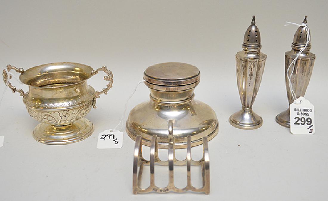 5 English Sterling Articles.  Shakers Ht. 5 1/4", Toast (1 of 4)