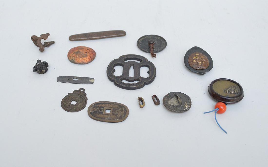 LOT OF ANTIQUE JAPANESE BRONZE & METAL ARTICLES - (1 of 2)