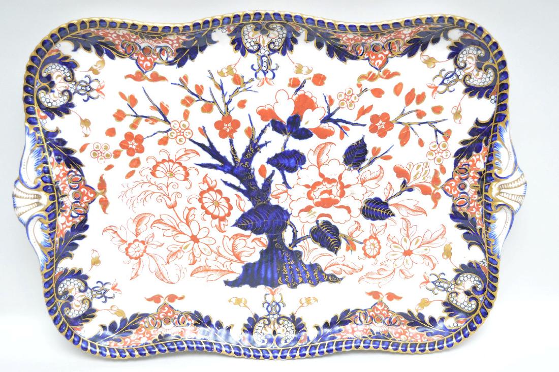 LARGE ROYAL CROWN DERBY IMARI PORCEALIN PLATTER. (1 of 5)