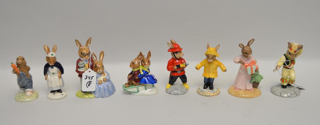 8 Royal Doulton Bunnykins, tallest is 4 1/2"h: 8 Royal Doulton Bunnykins, tallest is 4 1/2"h
