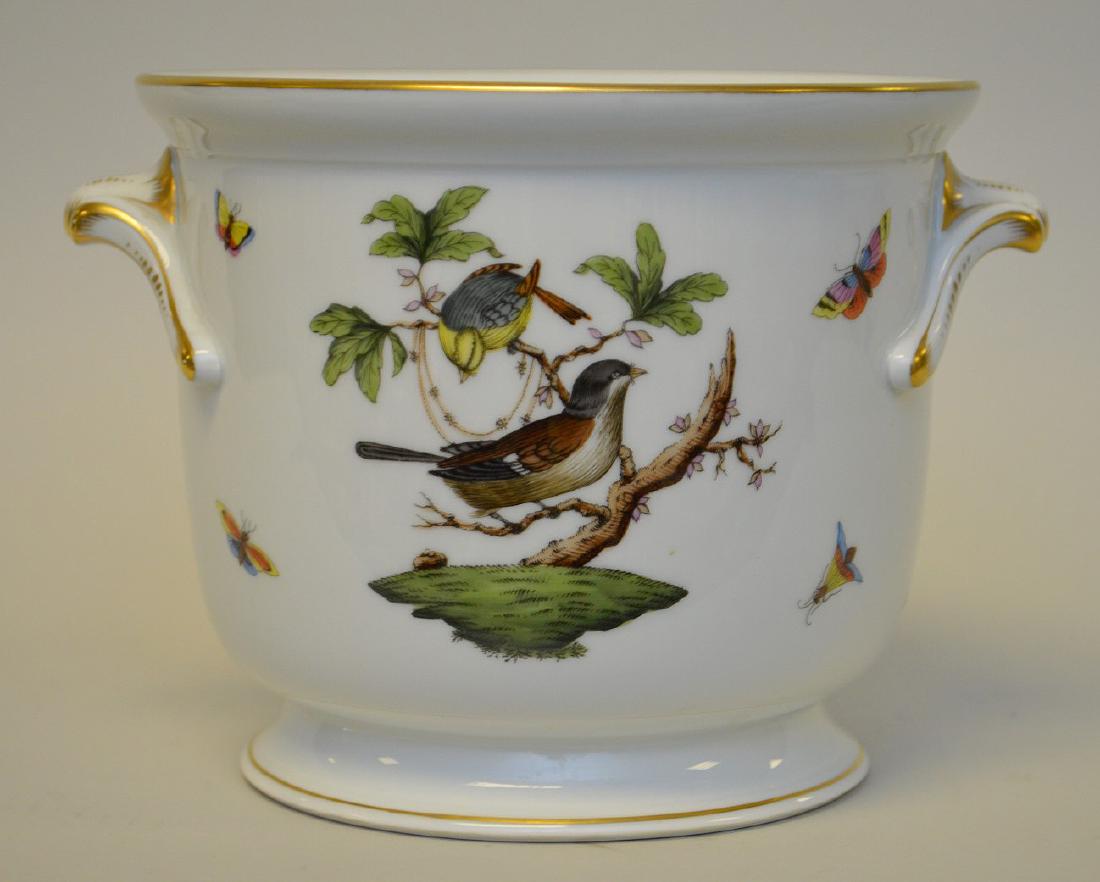 Herend cache pot, 5 1/2"h x 6 5/8"d (1 of 4)