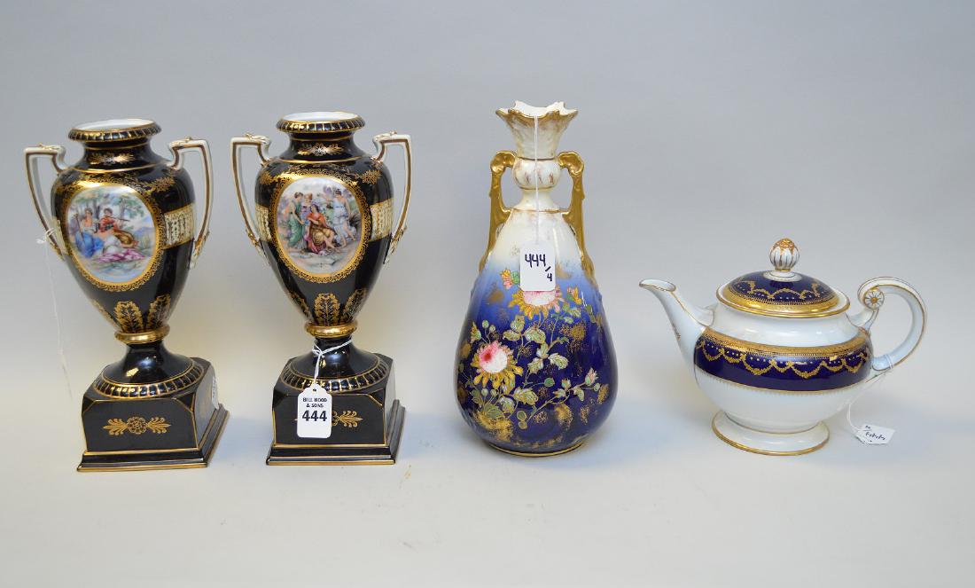 FOUR ASSORTED PORCELAIN ARTICLES - Includes a pair of (1 of 7)