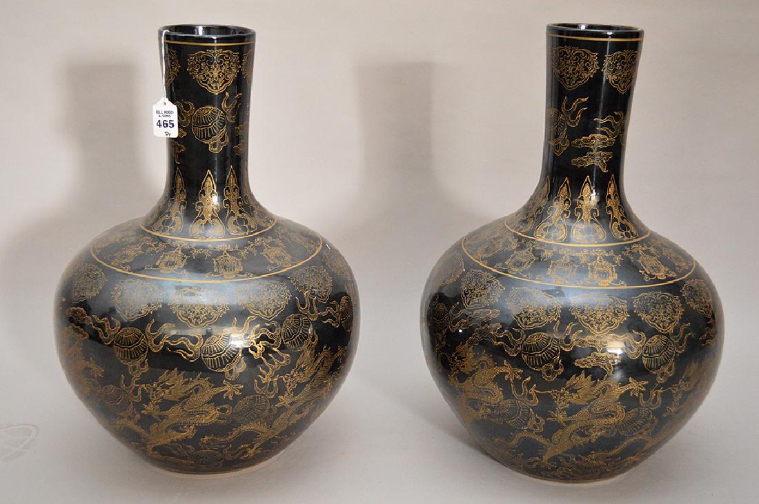 Pair of Large Chinese porcelain vase black with gold (1 of 6)